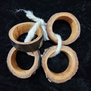 Set Of 4 Hand Made Wooden Napkin Rings Round Modern